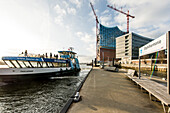 Schiffsanleger An der Elbphilharmonie, Hafencity, Hamburg, Deutschland