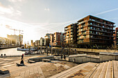 Moderne Architektur am Kaiserkai mit Blick auf den Grasbrookhafen, Hafencity, Hamburg, Deutschland