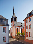 Barocke Stadtpfarrkirche St. Johannes Nepomuk (18.Jh), Kirche des ehemaligen Jesuitenklosters, Hadamar, Westerwald, Hessen, Deutschland, Europa