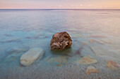 Rocks at the Spiaggia Sansone in the evening , Elba, Tuscany, Italy