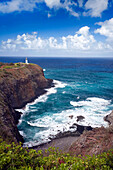 USA, Hawaii, Kauai, Woman Hiking the Napali Coast