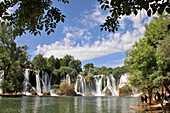 Landschaft mit Wasserfällen zwischen Medugorje und Capljina, Bosnien und Herzegowina