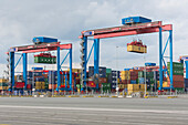 Block storage during loading and unloading in the port of Hamburg, Hamburg, Germany