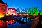 Christmas market in the evening, Godens castle, Sande, East Frisia, Lower Saxony, Germany