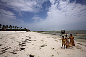 United Republic of Tanzania,  Islands of Zanzibar, Matemwe, children on the beach