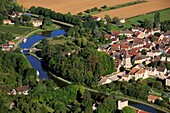 France, Saone-et-Loire (71), Remigny, a village near Chalon-sur-Saône, located on the center channel (aerial photo)