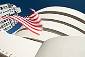AMERICAN FLAG AT GUGGENHEIM MUSEUM FIFTH AVENUE MANHATTAN NEW YORK CITY USA