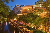 OUTDOOR CAFES RESTAURANTS RIVER WALK DOWNTOWN SAN ANTONIO TEXAS USA