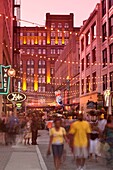 OUTDOOR RESTAURANTS EAST FOURTH STREET DOWNTOWN CLEVELAND OHIO USA