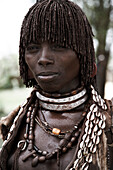 Hamar Frau mit traditioneller Haartracht, Unteres Omo-Tal, Äthiopien