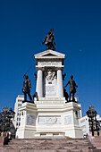 Denkmal an der Sotomayor Plaza, Valparaiso, Valparaiso, Chile, Südamerika