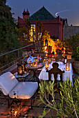 Abendessen auf der Dachterrasse, Riad Kaiss, Marrakesch, Marokko