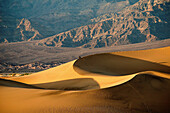 the sand dunes, Death Valley National Park, California, USA