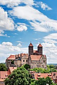 Castle and Collegiate Church of St Servatius on the Schlossberg, Quedlinburg, Saxony-Anhalt, Germany, Europe