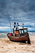 Fishing boat at the Baltic Sea near the pier of the Baltic Sea resort of Ahlbeck, Municipality of Heringsdorf, Usedom Island, County Vorpommern-Greifswald, Mecklenburg-Western Pomerania, Germany, Europe