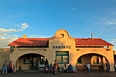 'United States Of America, New Mexico, Passengers Waiting For A Train At The Santa Fe Train Station; Santa Fe'