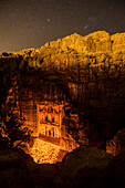 Khazne al-Firaun im Kerzenlicht, Petra, Jordanien, Naher Osten