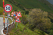 Traffic signs, pass road to Piano Grande, near Castelluccio, Monti Sibillini, Apennine Mountains, near Norcia, province of Perugia, Umbria, Italy, Europe