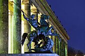 Denkmal, Reiter tötet Löwen, vor Altes Museum, Museumsinsel, UNESCO Weltkulturerbe Museumsinsel in Berlin, Berlin, Deutschland