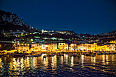 Blick auf Marina Grande bei Abendlicht, Capri, Kampanien, Italien