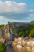 Blick auf Dinant, Meuse, Meuse, Maas, Vallée de Meuse, Haute Meuse Dinantaise, Belgien, Europa
