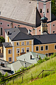 Blick vom Lockstein auf Berchtesgaden, St. Andreas Kirche, Rathausplatz, Berchtesgadener Land, Bayern, Deutschland