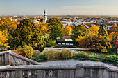 Stadtpfarrkirche, Kurpark, Beethoventempel, Baden bei Wien, Niederösterreich, Österreich