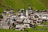Blick auf dias Dorf Vals, Thermalbad, Rhein, Valserrhein, Kanton Graubünden, Schweiz, Europa