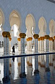 United Arab Emirates (UAE),Abu Dhabi, Great Mosque Sheikh Zayed Bin Sultan Al Nahyan achieved in 2007, may contain iup to 40000 worshippers