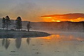 Sunrise over the Yelllowstone River in the Hayden Valley, Yellowstone NP, Wyoming, USA.