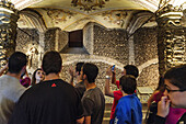 capela dos Ossos, Kapelle der Knochen, gebaut im sechzehnten Jahrhundert, Kloster von San Francisco, gotisch-manuelinisch, XV Jahrhundert, Evora, Alentejo, Portugal, Europa