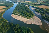 France, Cher (18), Loire, classified UNESCO World Heritage River (air)