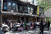 Sylvia's restaurant on Lenox Avenue (Malcolm X Boulevard) at West 127th street, Harlem, Manhattan, New York City, USA