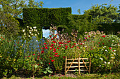 Sunken Garden, Great Dixter Gardens, Northiam, East Sussex, Großbritannien