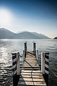 Bootssteg, Menaggio, Comer See, Lago di Como, Provinz Como, Lombardei, Italien