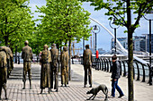 the Famine Staues am Liffey River, Docklands, Dublin, Irland