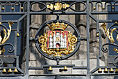 Arms of Mons, guild hall, Grand Place Square, Mons, Hennegau, Wallonie, Belgium, Europe