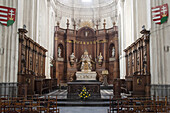 choir of church St. Elisabeth, interior, Mons, Hennegau, Wallonie, Belgium, Europe
