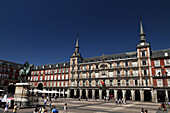 Reiterstatue von König Philipp III, Plaza Mayor, Madrid, Spain, Europa