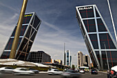Puerta de Europa, Tor Europas, auch unter dem Namen Torres KIO, KIO-Türme bekannt, Kuwait Investment Office, Madrid, Spain, Europa