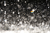 Defocused water droplets