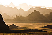 Steinformationen in der libyschen Wüste, Wadi Bahoha, Akakus Gebirge, Libyen, Sahara, Afrika