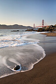 Baker Beach mit Blick auf die Golden Gate Bridge, San Francisco, Pacific Coast Highway, Highway 1, Westküste, Pazifik, Kalifornien, USA
