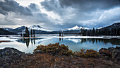 Deschutes National Forest, Berg South Sister, Berg Broken Top, Three Sisters Wilderness, Cascade Lakes National Scenic Byway, Oregon, USA