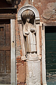 Campo dei Mori, Squre of Moors, turban Moor statue, Venice, Italy