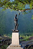 Devil's Den monument, Gettysburg National Military Park, Pennsylvania, USA.
