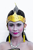 Thai dancer/actor for theatre play.