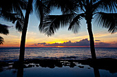 Hawaii, Oahu, Koolina, Colorful Sunset On The West Shore Of Oahu.