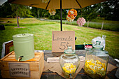 Lemonade stand