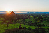 Temples on Bagan plain at sunrise, Bagan (Pagan), Myanmar (Burma), Asia